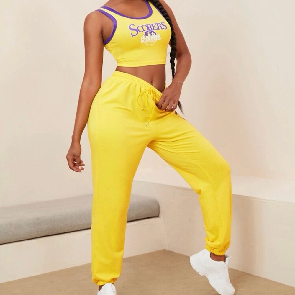 Letter graphic tank top sweat pants set